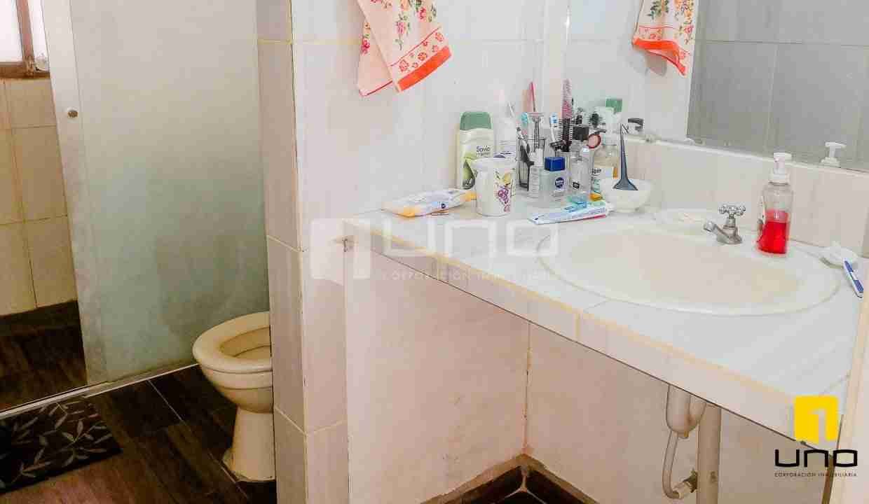 ZONA HIPERMAXI SUR VENDO CASA PARA INVERSIONISTA
